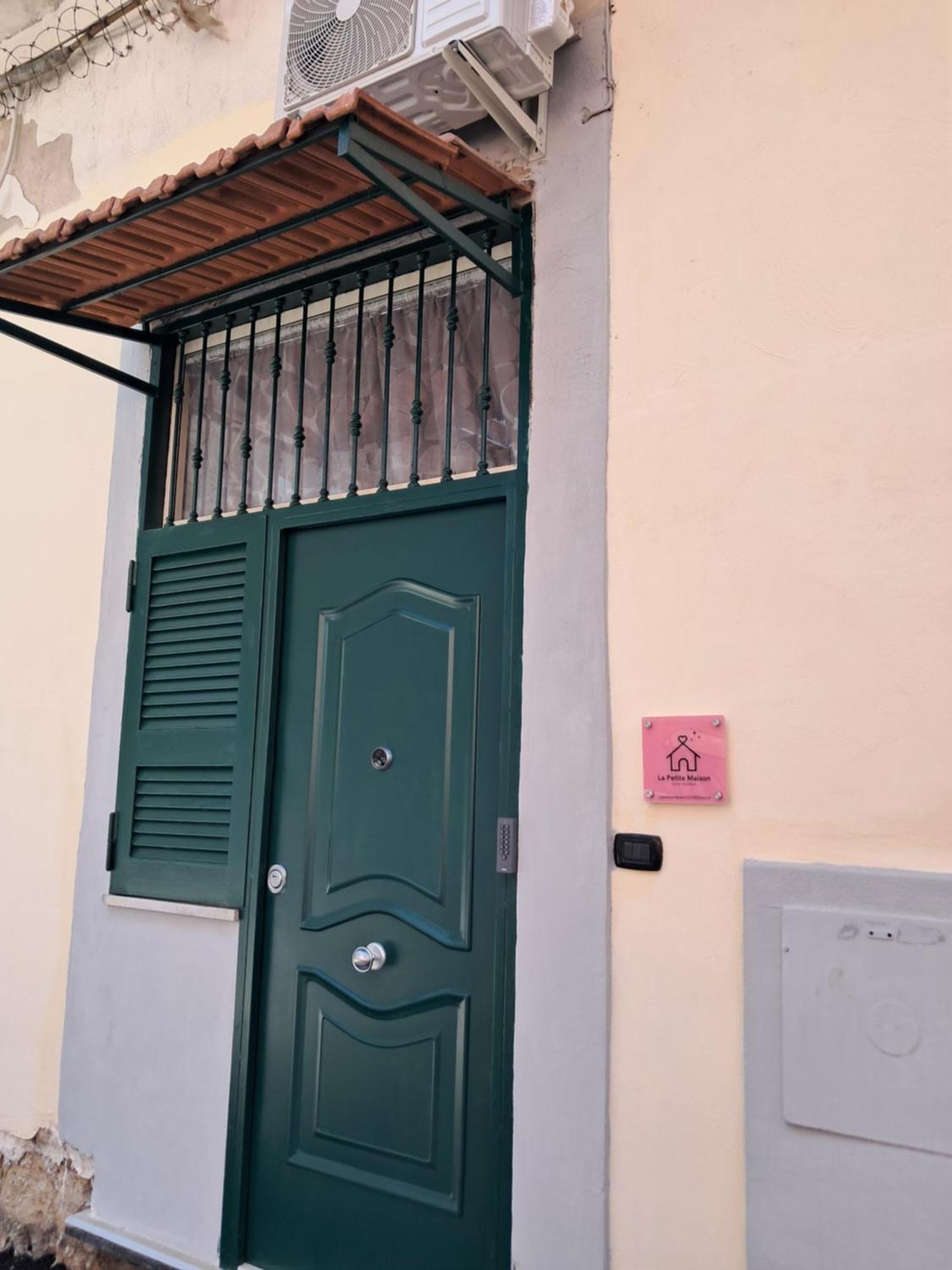 La Petite Maison Nápoly Kültér fotó